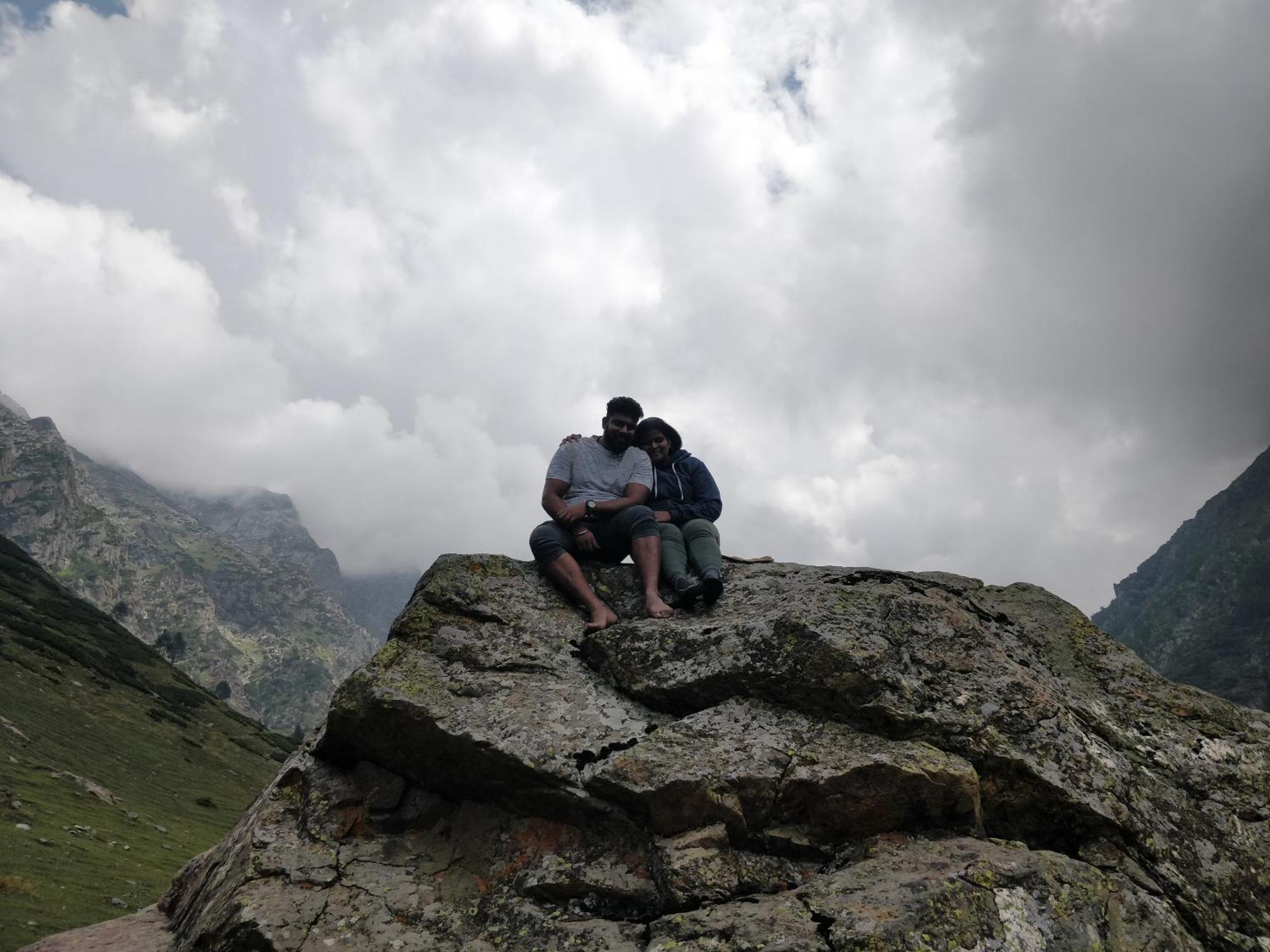 The K2 Alpine Hotel Pahalgam Bagian luar foto
